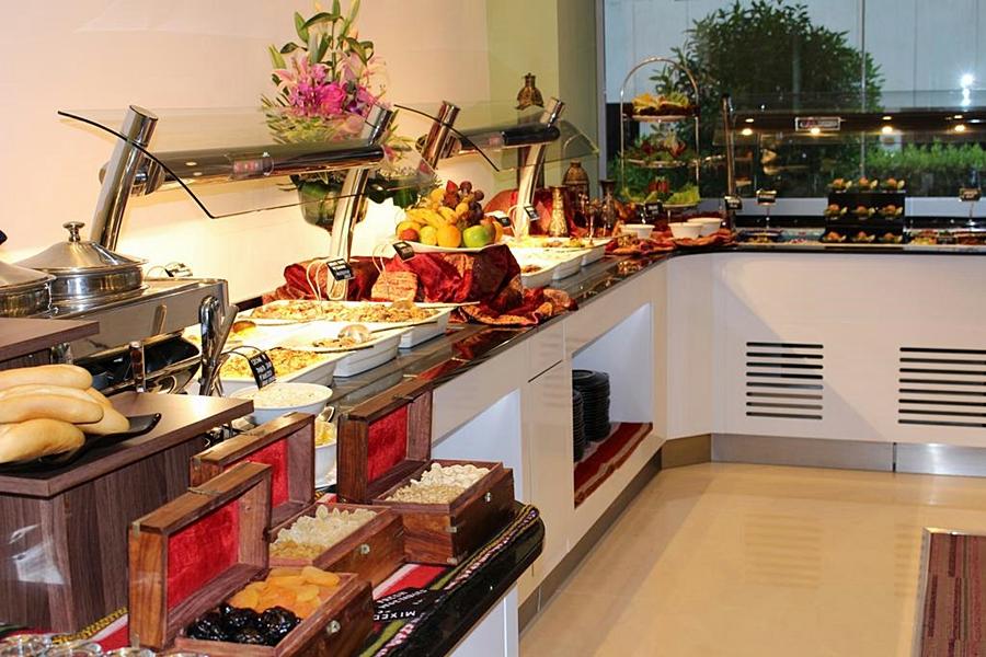 J5 Rimal Hotel Apartments Dubai Exteriör bild