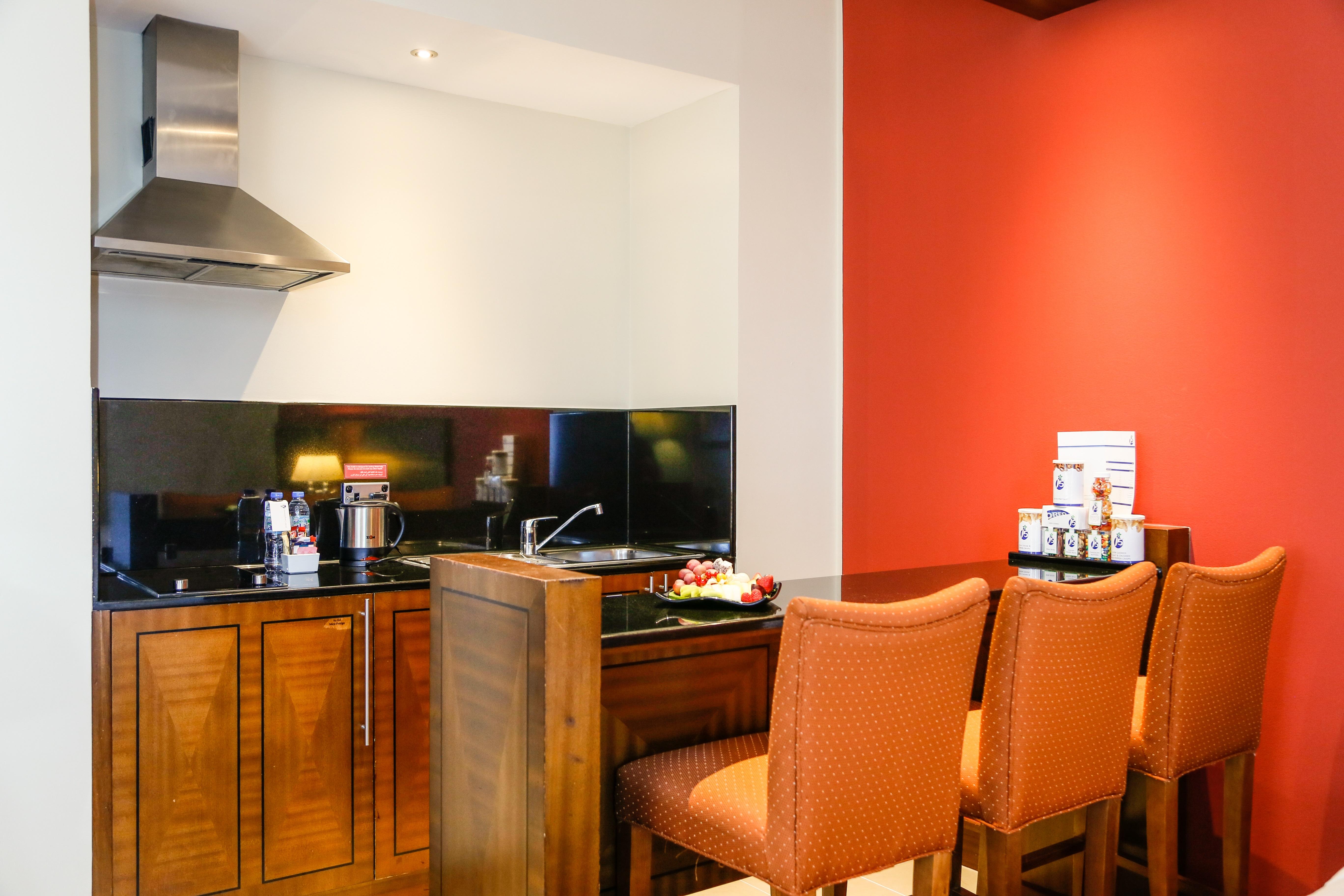J5 Rimal Hotel Apartments Dubai Exteriör bild