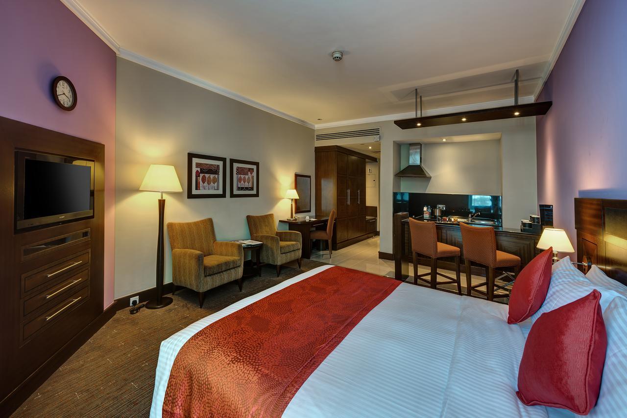 J5 Rimal Hotel Apartments Dubai Exteriör bild
