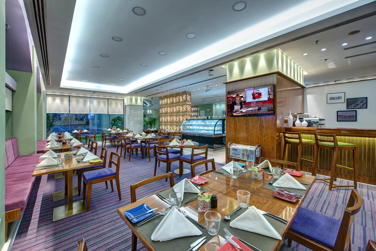 J5 Rimal Hotel Apartments Dubai Exteriör bild